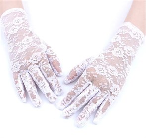 Детские перчатки белые ажурные