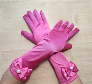Детские перчатки атласные длинные с бантиком, малиновые