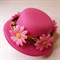 Шляпка-заколка малиновая и светло-розовые ромашки - фото 9780
